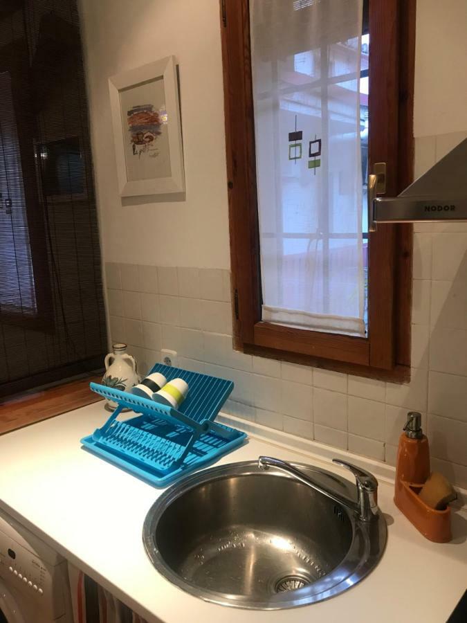 Apartamento En Corrala Madrid Exterior foto